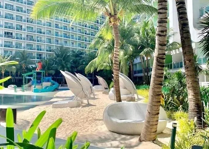 Appartement Azure Urban Residences, Condo, Airport, Wave-pool, Tropical Vibe *