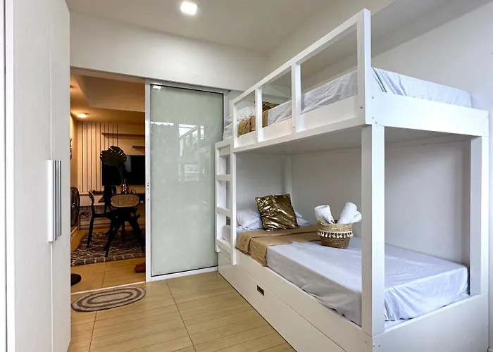 Azure Urban Residences, Condo, Airport, Wave-pool, Tropical Vibe *