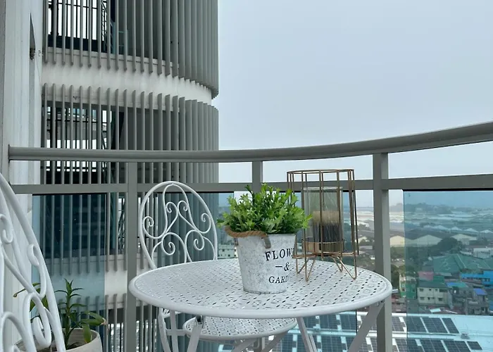 Azure Urban Residences, Condo, Airport, Wave-pool, Tropical Vibe Appartement Manille